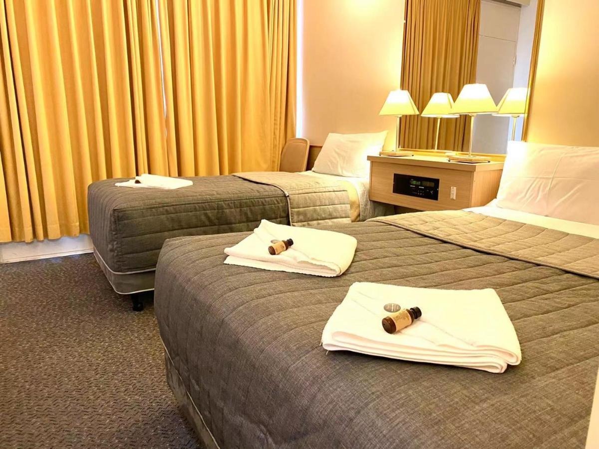 נאראנדרה Gateway Motor Inn מראה חיצוני תמונה
